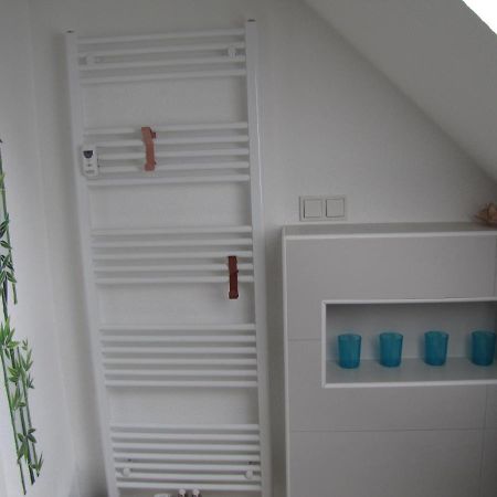 Moeblierte Dachgeschosswohnung In Ruhiger Lage Zu Vermieten Wetzlar Exterior photo