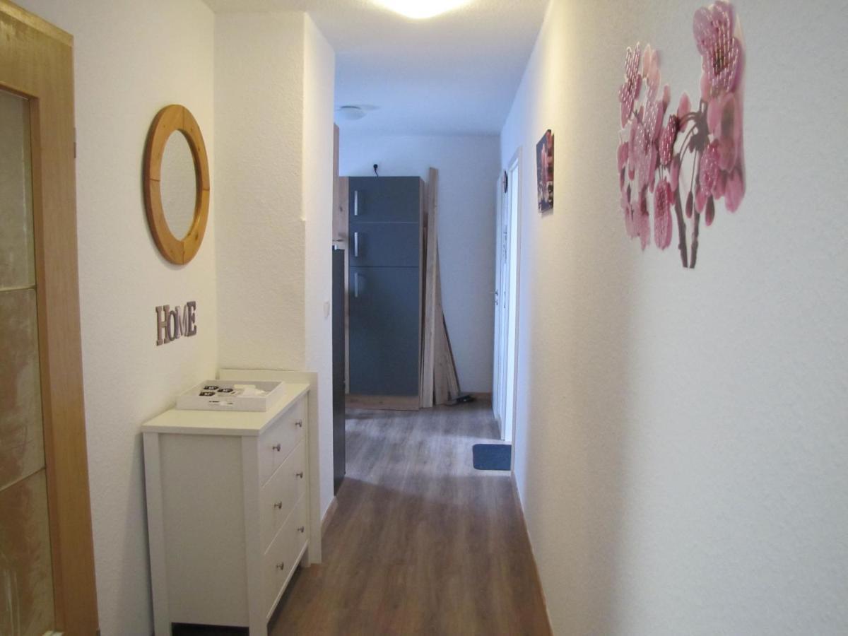 Moeblierte Dachgeschosswohnung In Ruhiger Lage Zu Vermieten Wetzlar Exterior photo